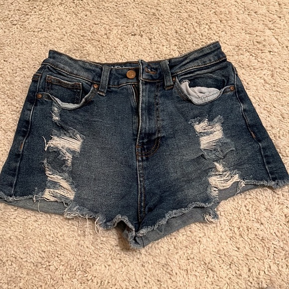2 Jean Shorts Bundle - Picture 5 of 7